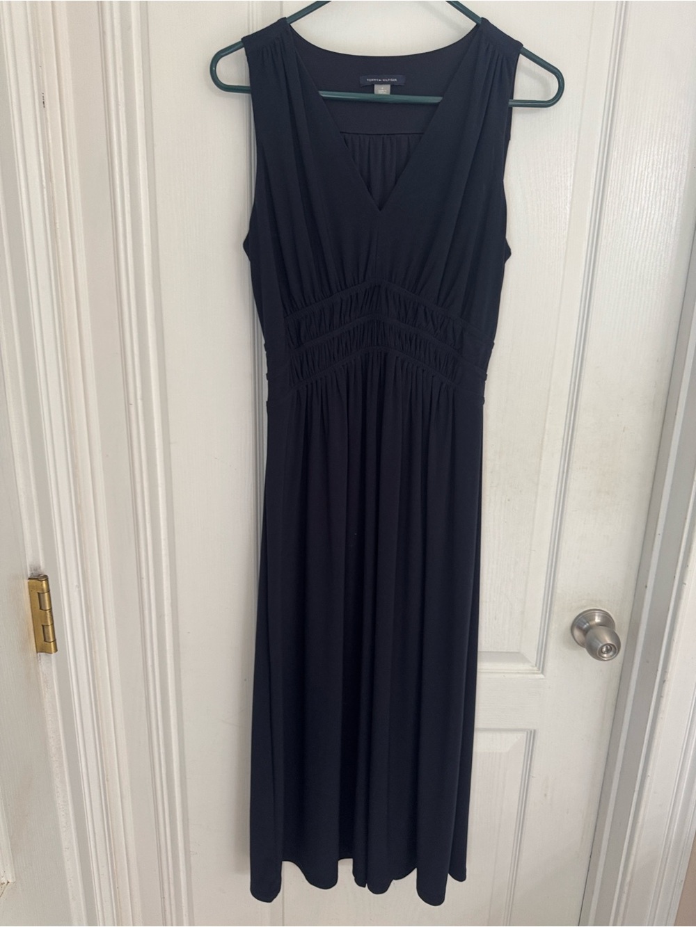 Tommy Hilfiger navy Sleeveless V-Neck Maxi Dress size 4